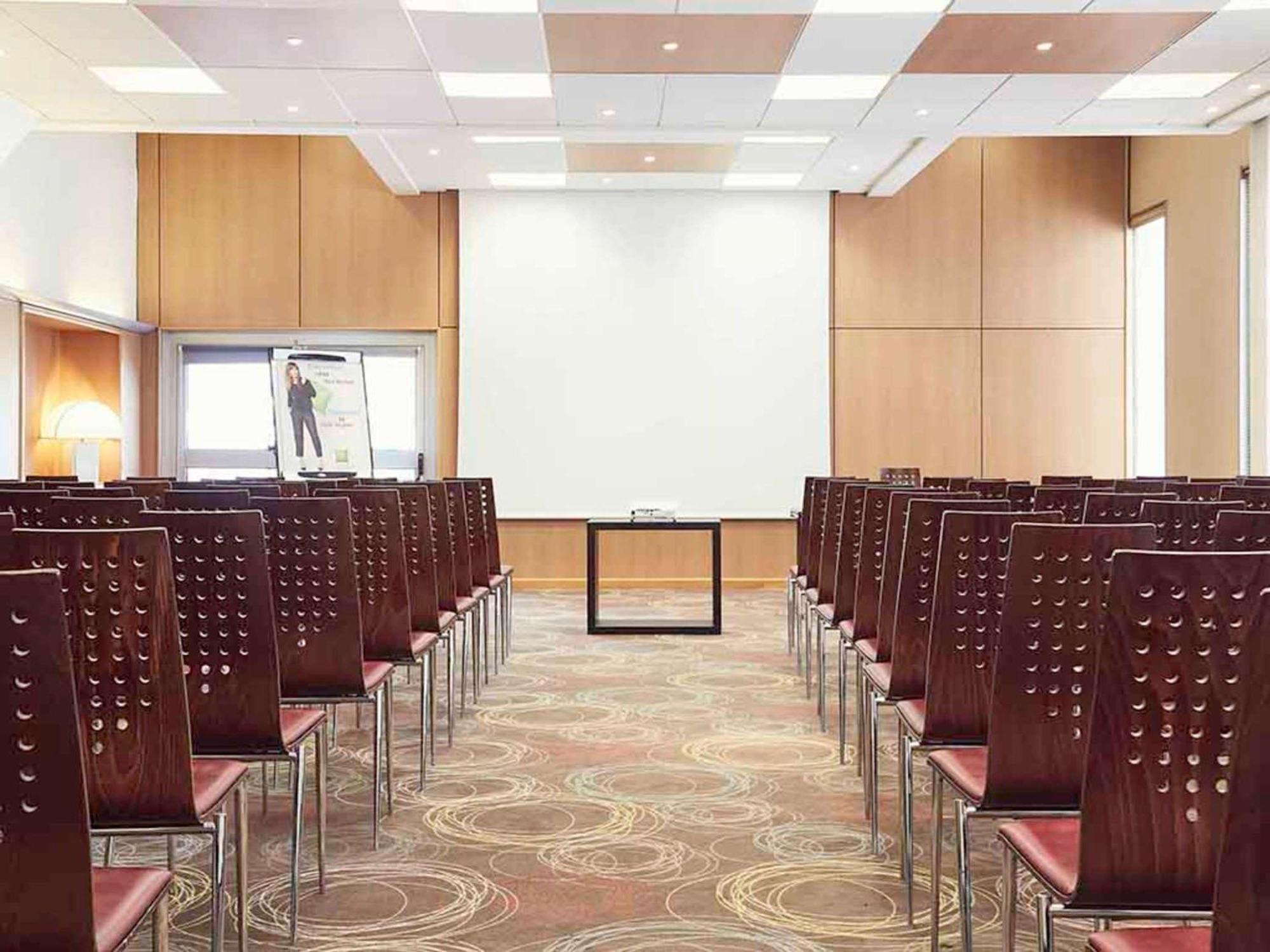 Ibis Styles Toulon La Seyne Sur Mer Εξωτερικό φωτογραφία